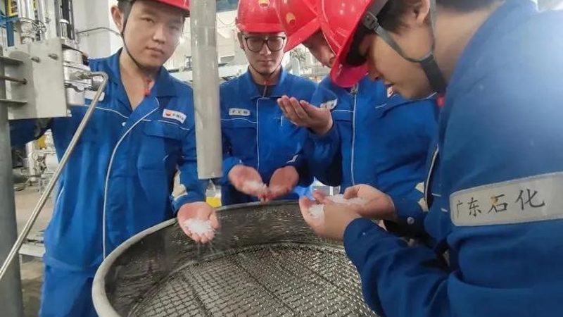 在成都，以下几家经销商在食品级色母粒领域具有较高的知名度和良好的口碑：